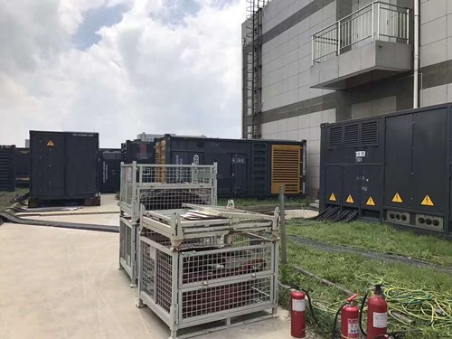 平远除了定期检查，还有哪些方法可以及时发现接触式转速表探头的磨损？